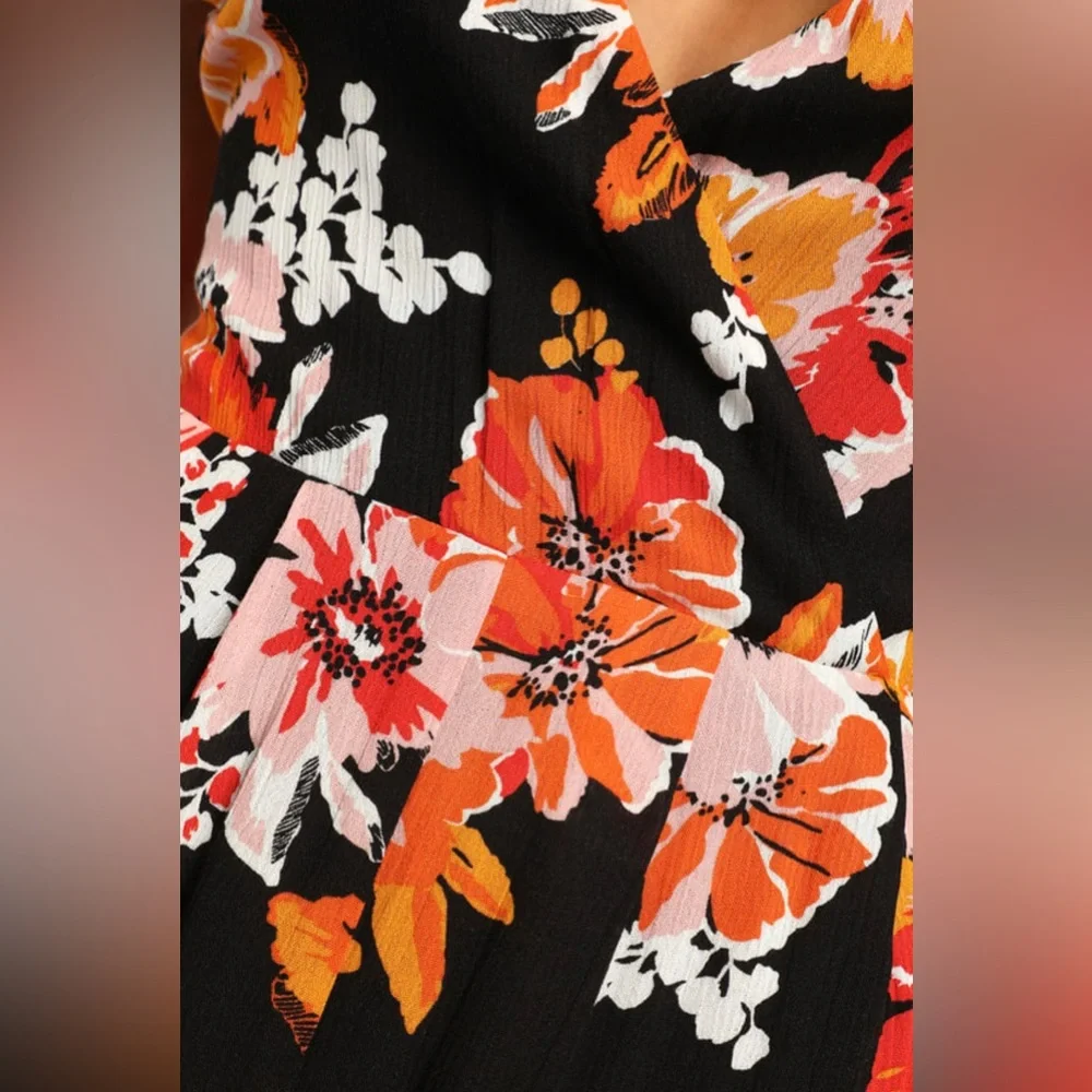 Lulu’s Floral Jumpsuit - Picture 4 of 4